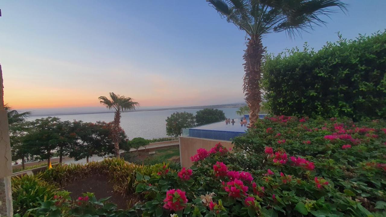 Comfy Stays Sea View Apartments At Deadsea Samarah Resort Sweimeh Exterior foto