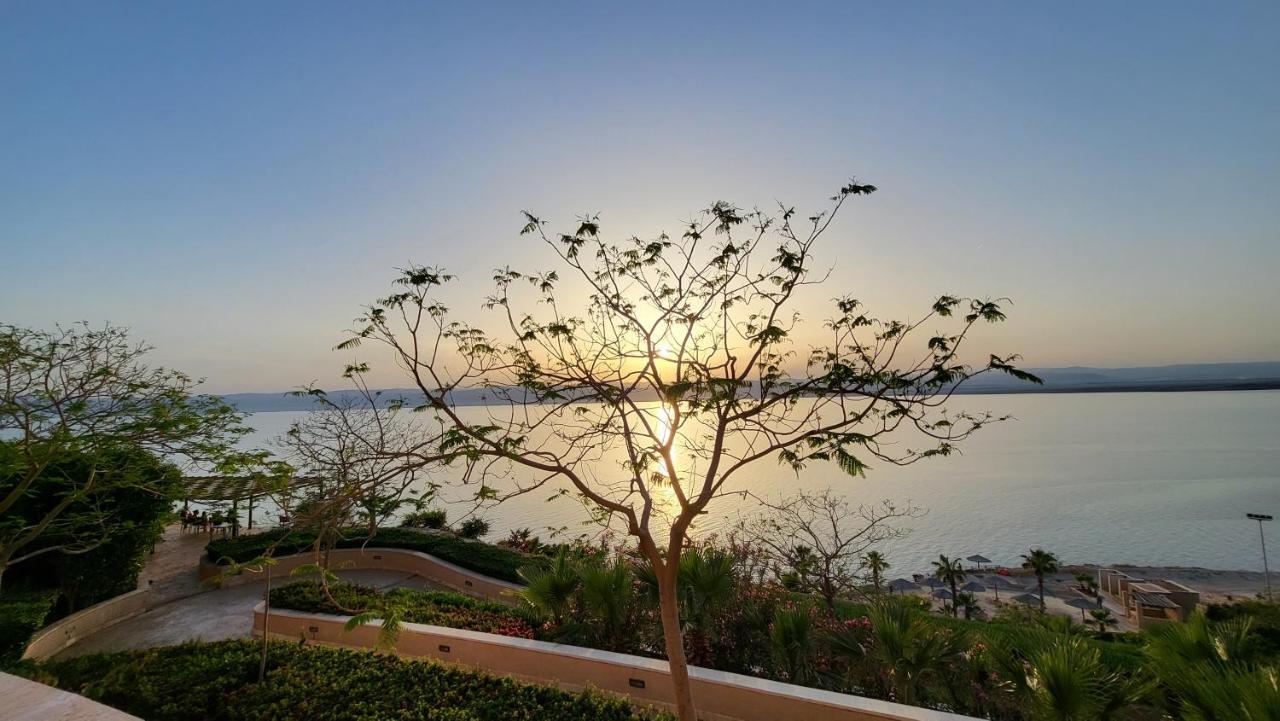 Comfy Stays Sea View Apartments At Deadsea Samarah Resort Sweimeh Exterior foto