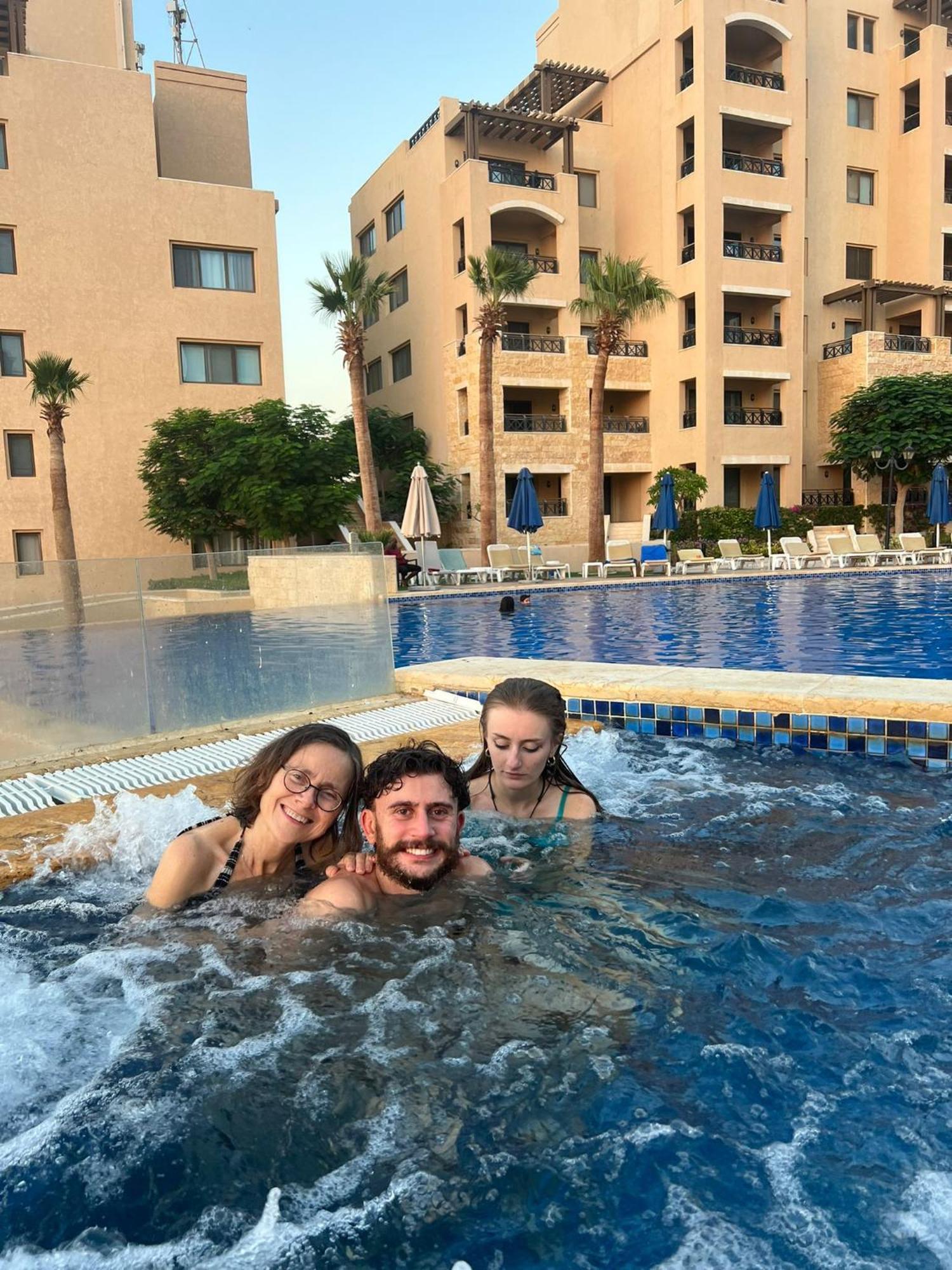 Comfy Stays Sea View Apartments At Deadsea Samarah Resort Sweimeh Exterior foto
